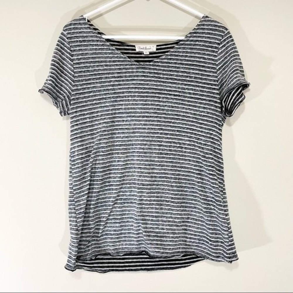 Cloud Chaser Striped Short Sleeve T Shirt Size M